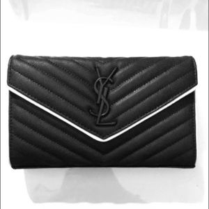 Black YSL wallet on chain